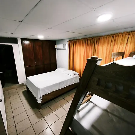 Casa Aranza Pensión
